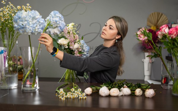 Double Jenya Flower Shop