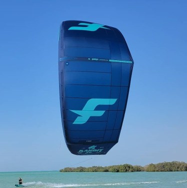 Fone Kitesurfing