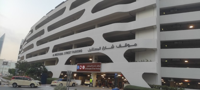 Dubai Trade Center Al Mustaqbal Street Parking