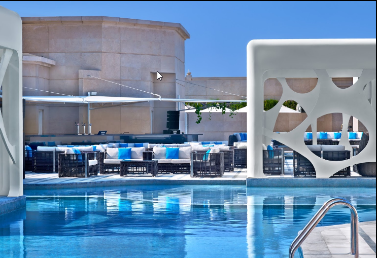 V Hotel Dubai, Curio Collection By Hilton