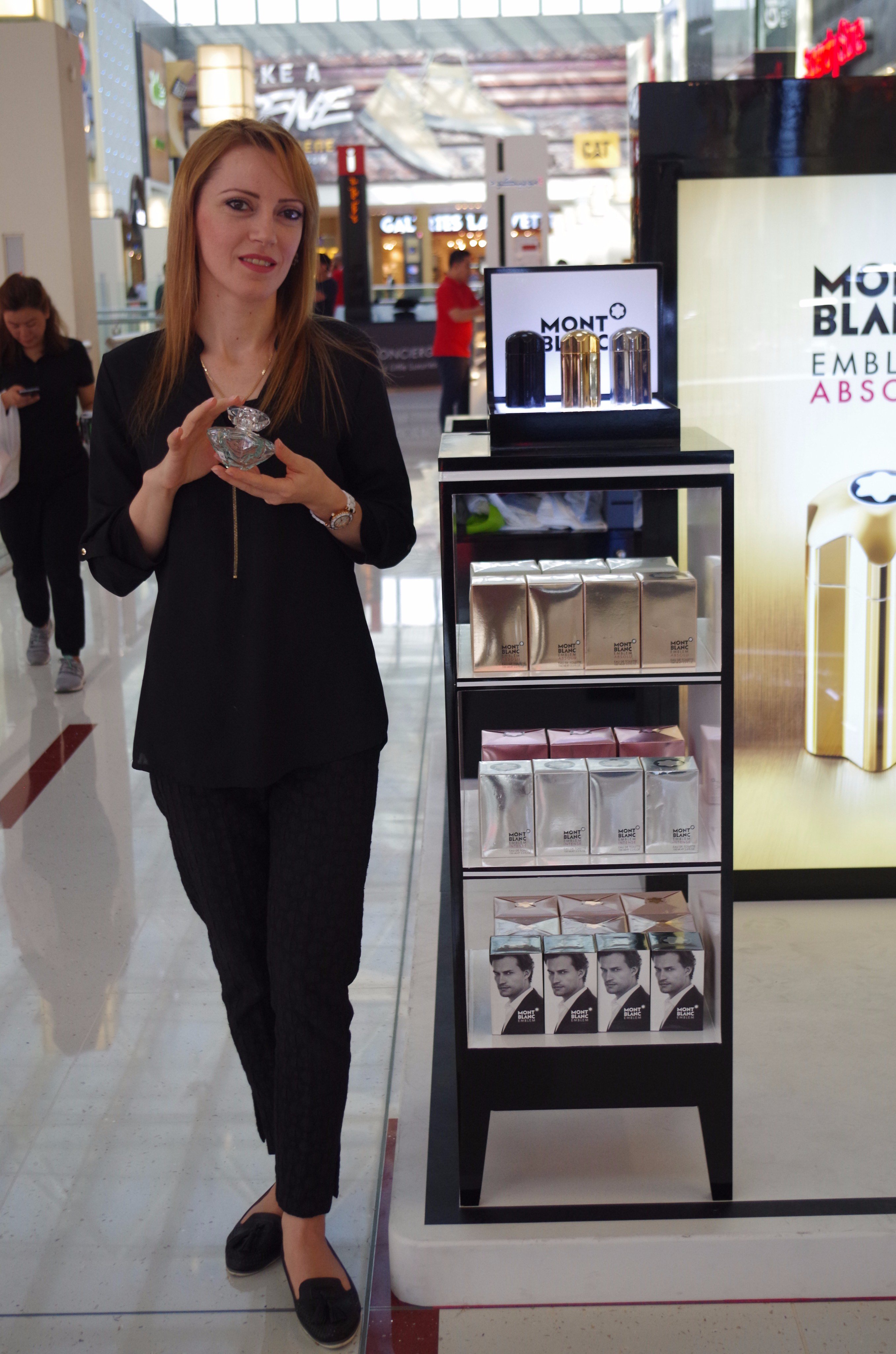 Debenhams (Department Stores) in Downtown Dubai Get Contact Number, Address, Reviews, Rating