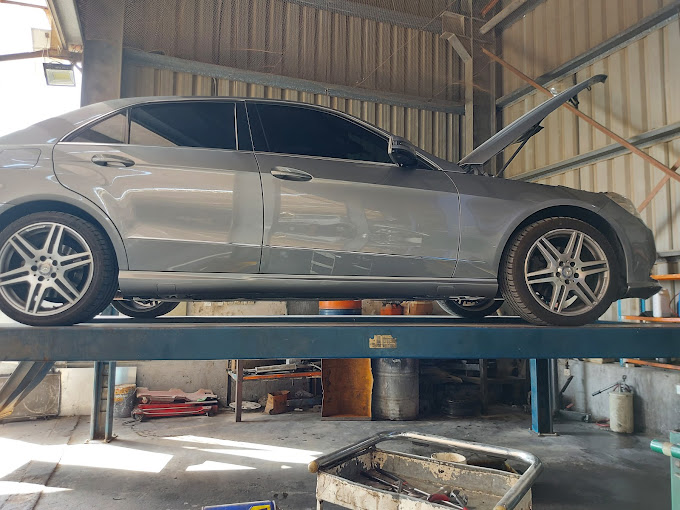 Evergreen Auto Garage (Car Service Stations) in Al Quoz Get Contact Number, Address, Reviews