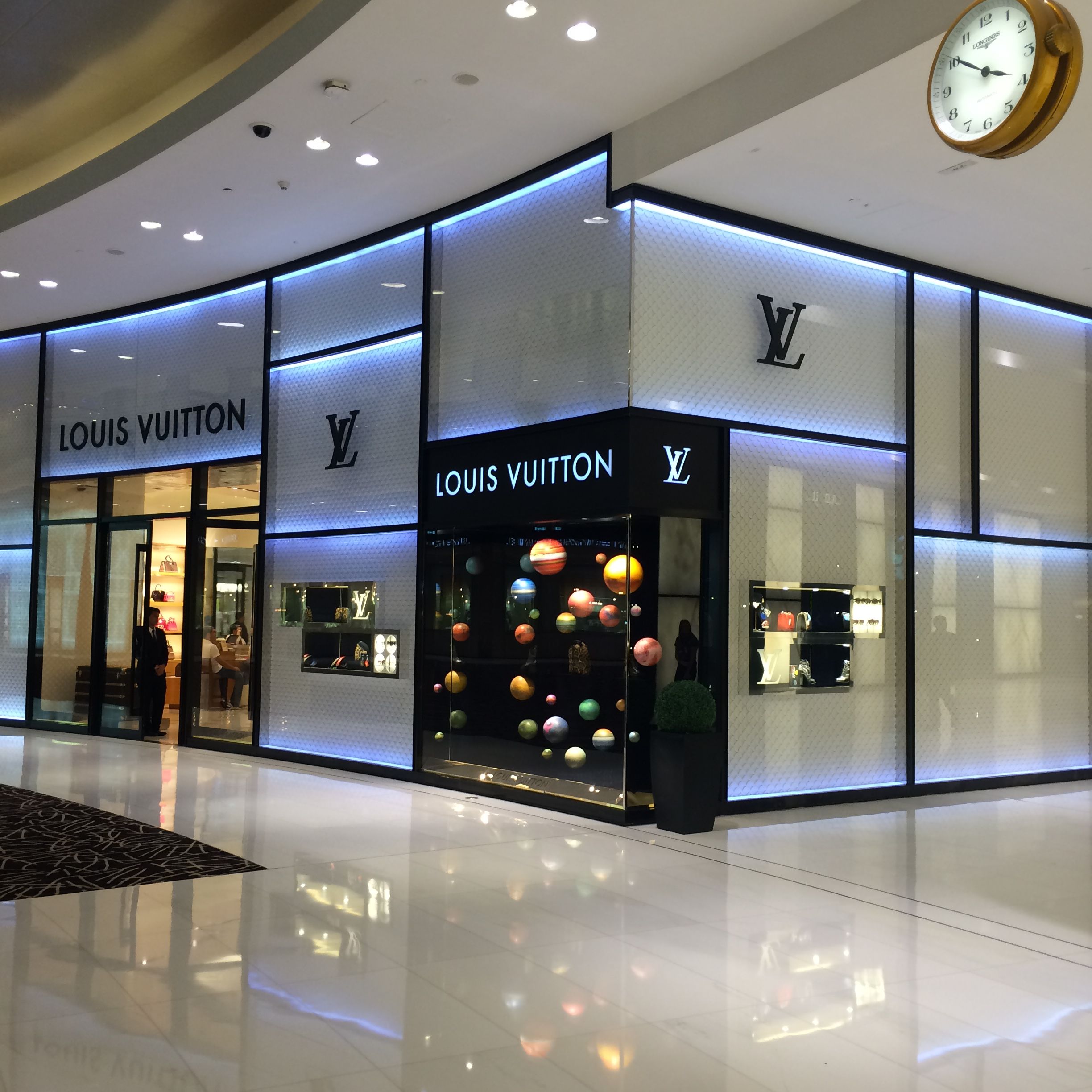 Louis Vuitton Dubai Airport Terminal 3 Store (Clothing) in Dubai