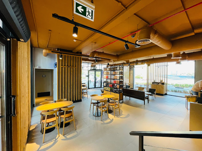 Starbucks Jumeirah Park (Cafes) in Dubai Get Contact Number, Address, Reviews, Rating