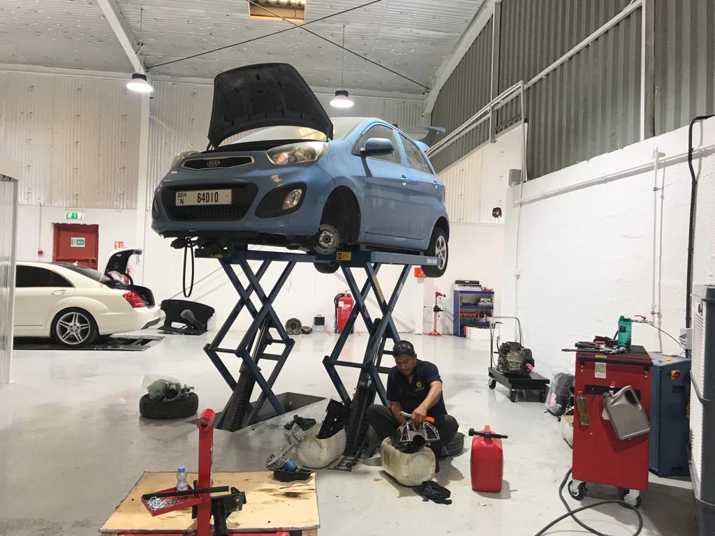 Tongda Auto Repair Service Center (Limousines services) in Dubai Get