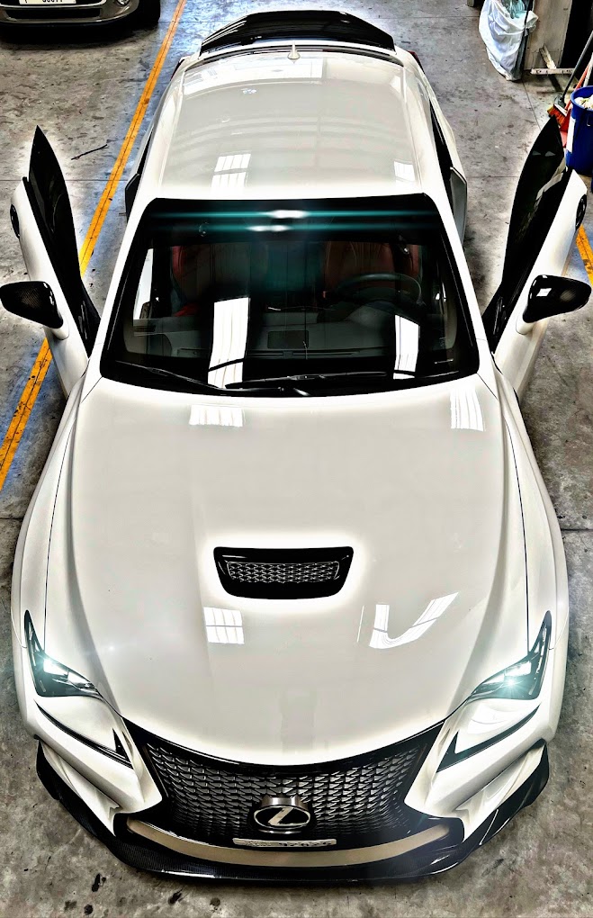 Autoglass Dubai Windmaster (Limousines services) in Dubai Get