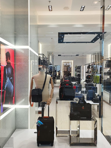 TUMI Store -Mall Of The Emirates (Luggage Stores ) in Dubai | Get ...