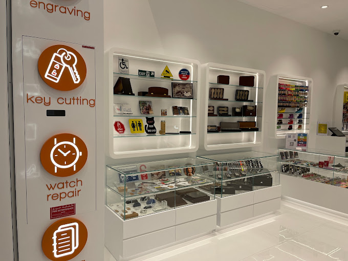 Minutes The Meadows Village (Shoe & Bag Repair Shops ) in Dubai Get