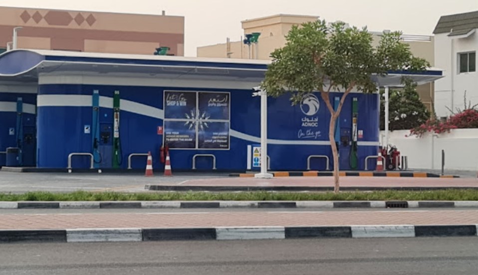 ADNOC Service Station - Seih Al Sedirah West (Petrol Pumps) in Dubai ...