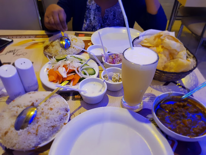 Green City Star Restaurant Mateena (Food Court) in Deira Get Contact Number, Address