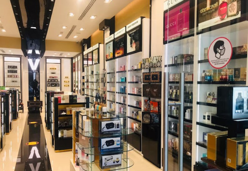 V perfumes discount deira city center