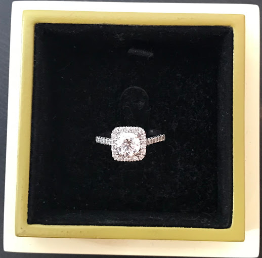 Pure Gold Jewellers Dubai Mall Gold In Downtown Dubai Get Contact 