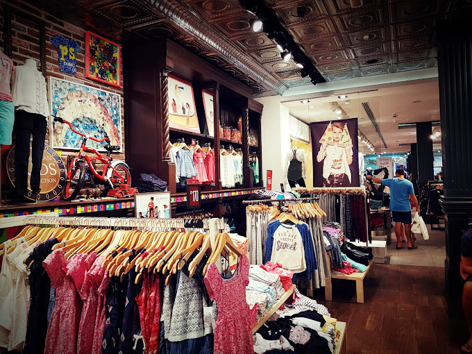 Hollister mirdif city clearance centre