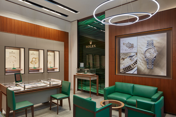 Rolex Boutique Atlantis Hotel Watches Eyewear in Palm