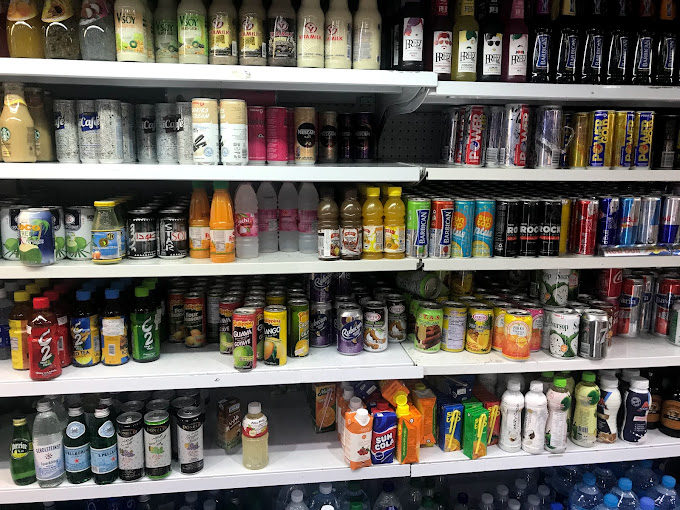 Amazon Hub Counter, fodel Hub Counter All Day minimart (Hypermarkets