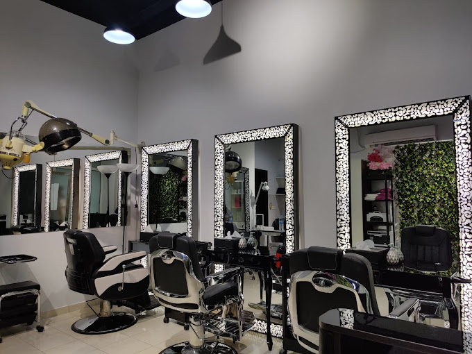 Hair Extreme Salon Spa Beauty Salons in Al Karama Get