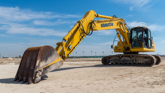 Galadari Trucks & Heavy Equipment - Dubai (Construction Equipment ...