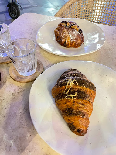 Flaky Pastry Croissant Co City Walk Bakery Shops In Al Wasl Get