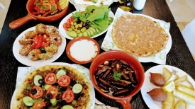 Jedoudna Restaurant & Café