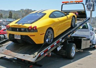 Corvete Car Towing